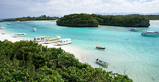 川平湾