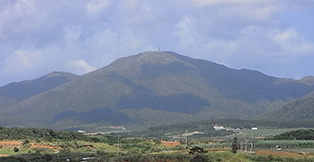 於茂登岳